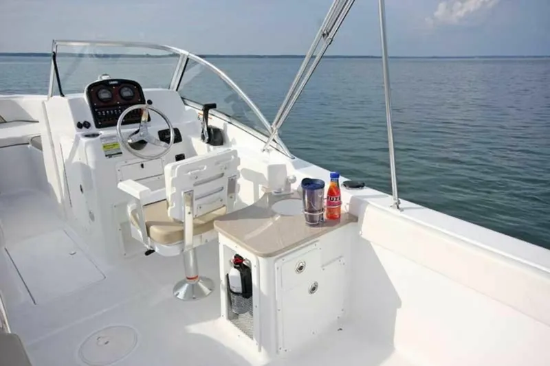 Slide: The Image of Sea Hunt Escape 234 LE 2013 - 5
