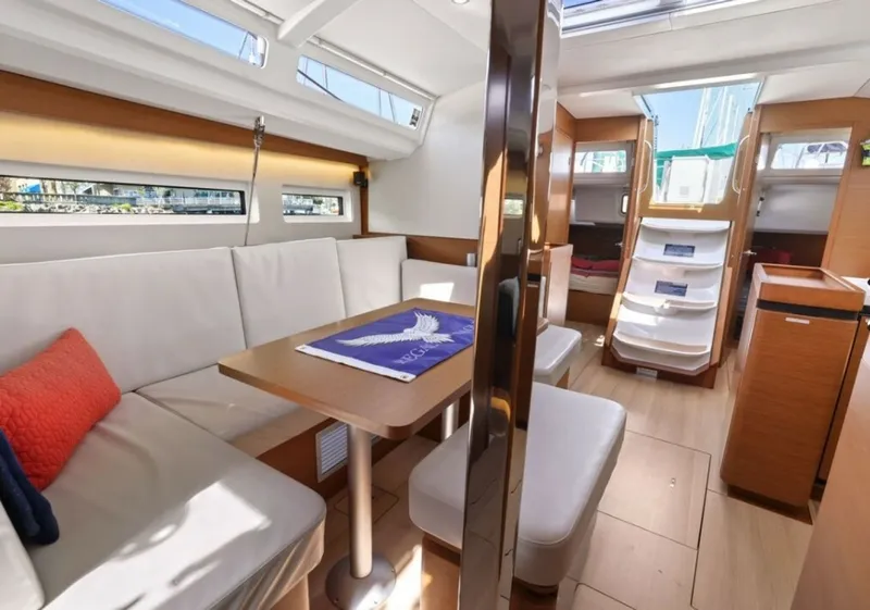 Slide: The Image of Jeanneau Sun Odyssey 440 2018 - 13