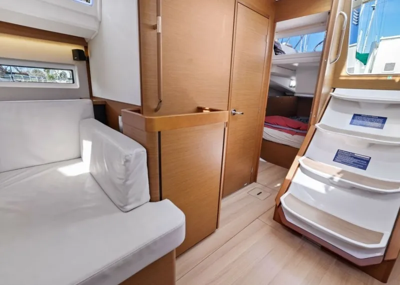 Slide: The Image of Jeanneau Sun Odyssey 440 2018 - 23