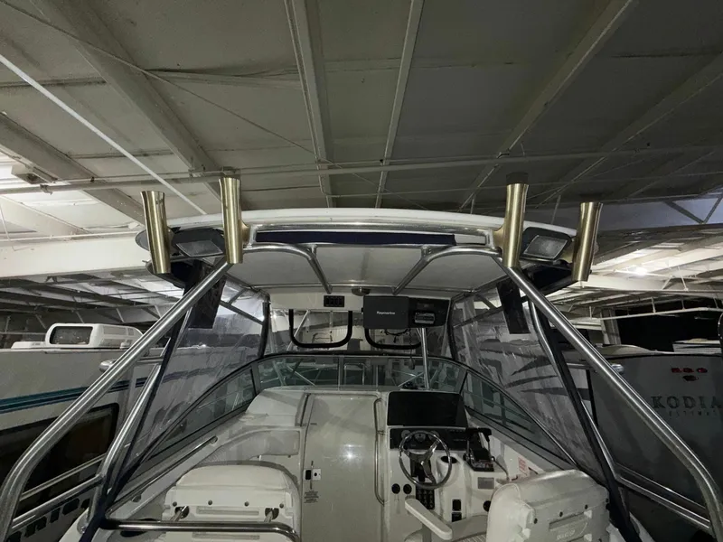 Slide: The Image of Boston Whaler 26 Conquest 2001 - 15