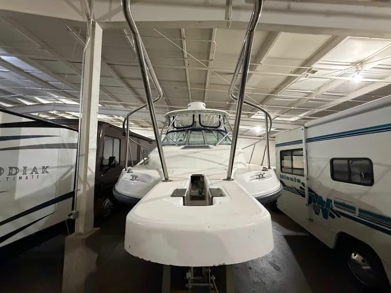 Slide: The Image of Boston Whaler 26 Conquest 2001 - 2