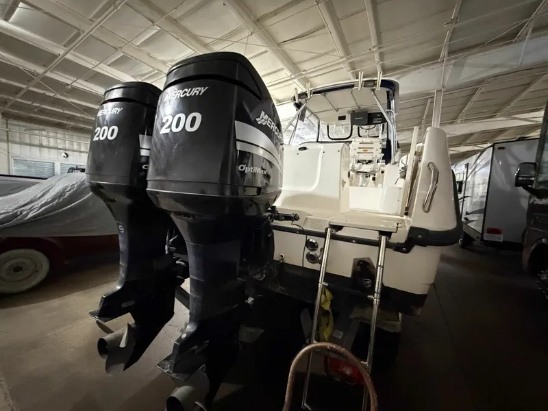 Slide: The Image of Boston Whaler 26 Conquest 2001 - 9