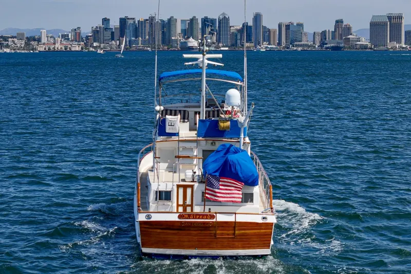 Slide: The Image of Grand Banks 47 motoryacht 1987 - 4
