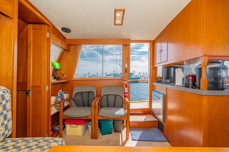Slide: The Image of Grand Banks 47 motoryacht 1987 - 50