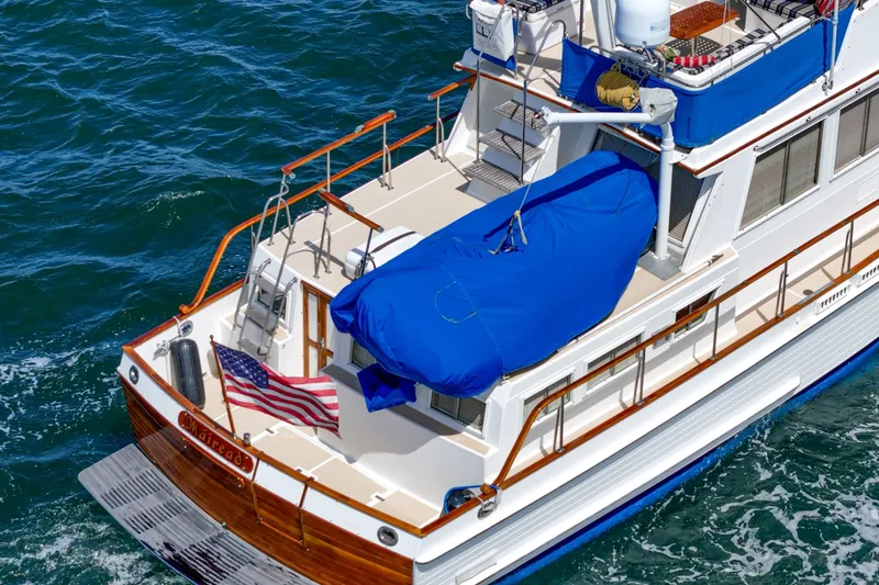Slide: The Image of Grand Banks 47 motoryacht 1987 - 7