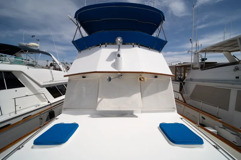 Slide: The Image of Grand Banks 47 motoryacht 1987 - 78