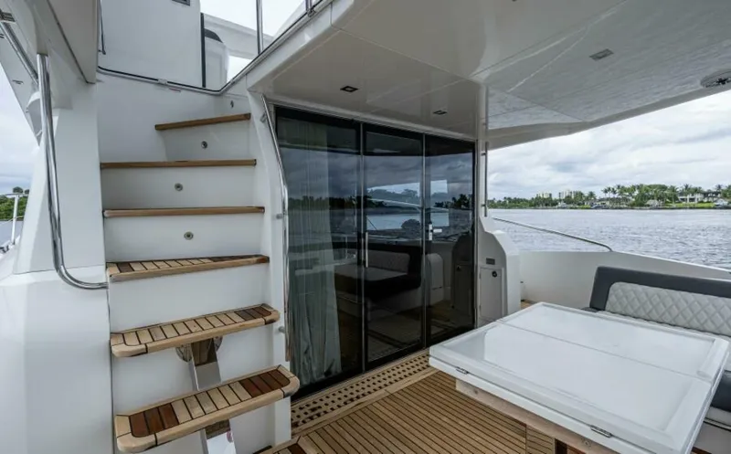 Slide: The Image of Galeon 550 Fly 2020 - 13