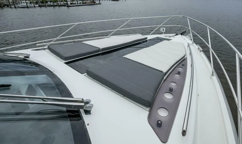 Slide: The Image of Galeon 550 Fly 2020 - 24