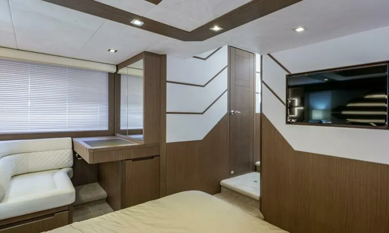 Slide: The Image of Galeon 550 Fly 2020 - 31
