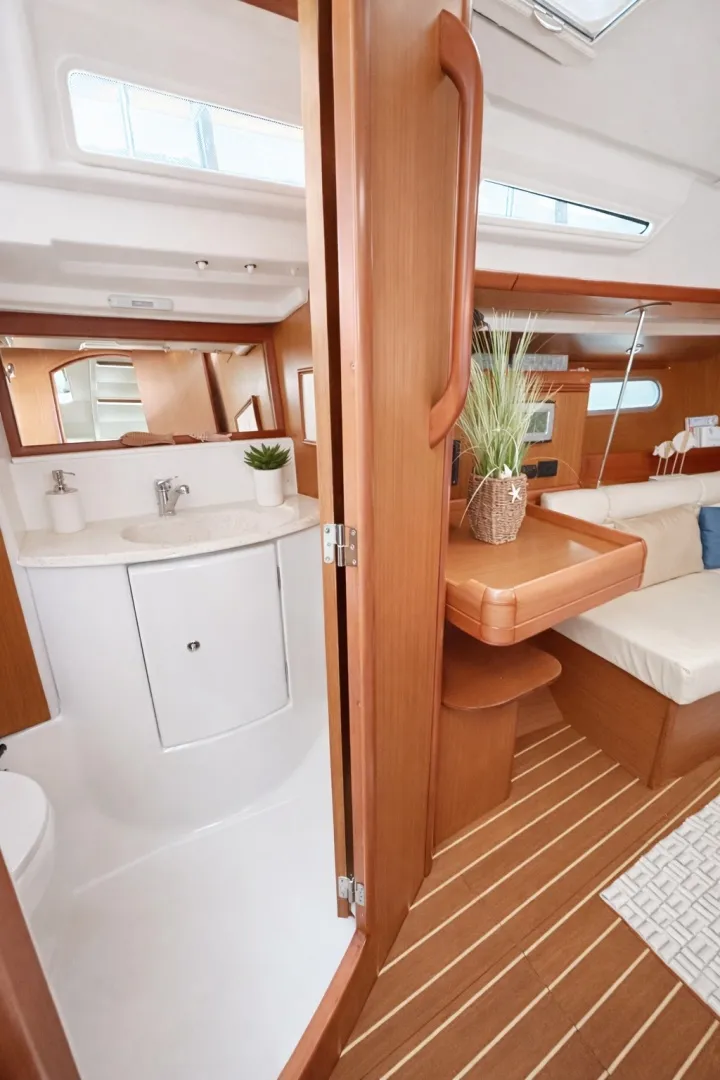 Slide: The Image of Jeanneau Sun Odyssey 42i 2007 - 42