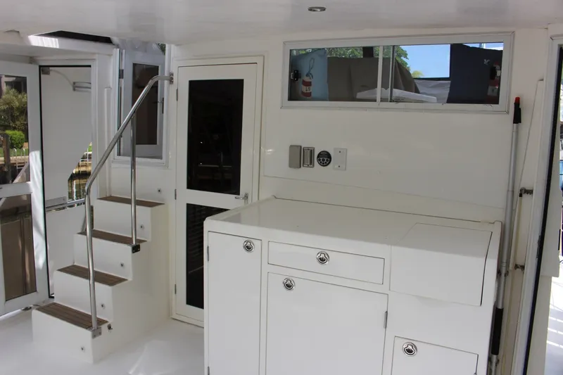 Slide: The Image of Jefferson Motor Yacht 2007 - 5