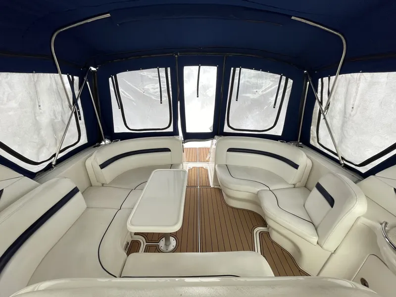 Slide: The Image of Sea Ray 390 Sundancer 2010 - 10