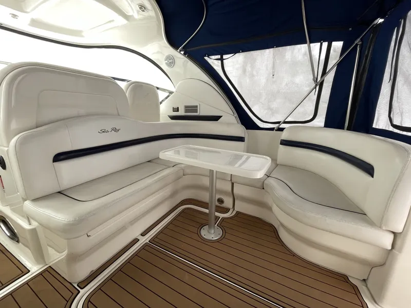 Slide: The Image of Sea Ray 390 Sundancer 2010 - 3