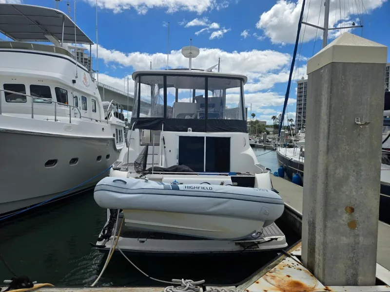 Slide: The Image of Meridian 459 Aft Cabin Cockpit Motor Yacht 2004 - 5