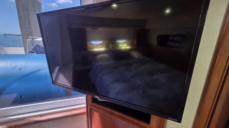Slide: The Image of Meridian 459 Aft Cabin Cockpit Motor Yacht 2004 - 62