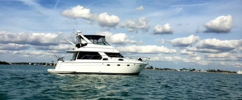 The Image of Carver Yachts 450 Voyager Pilothouse 2000 - 0