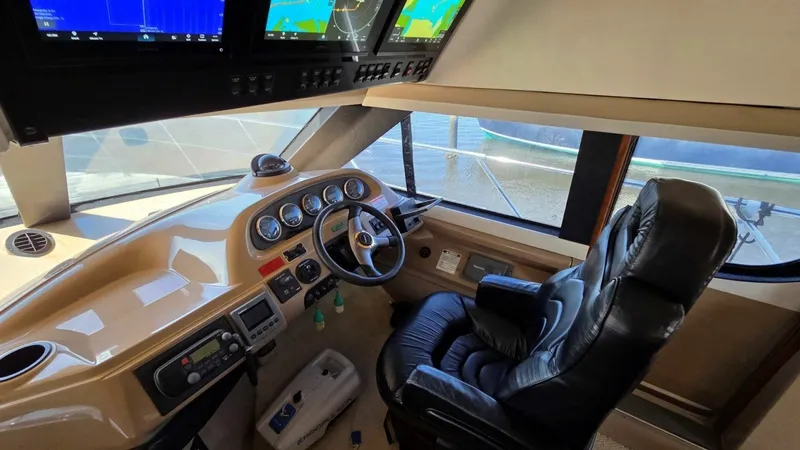 Slide: The Image of Carver Yachts 450 Voyager Pilothouse 2000 - 14