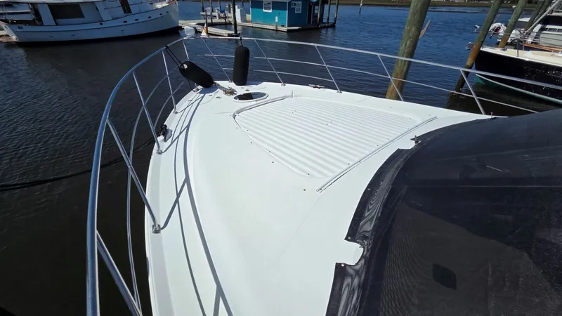 Slide: The Image of Carver Yachts 450 Voyager Pilothouse 2000 - 52