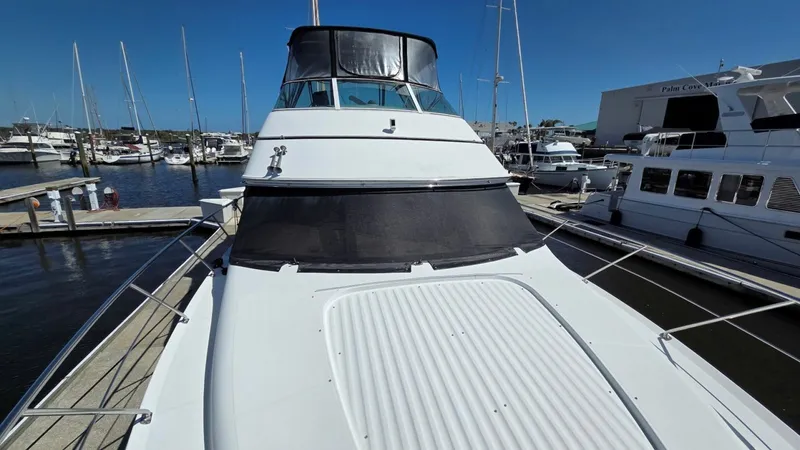 Slide: The Image of Carver Yachts 450 Voyager Pilothouse 2000 - 54