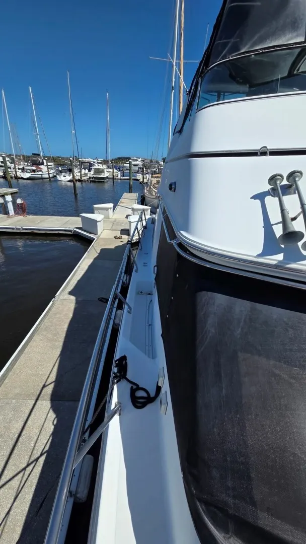 Slide: The Image of Carver Yachts 450 Voyager Pilothouse 2000 - 55