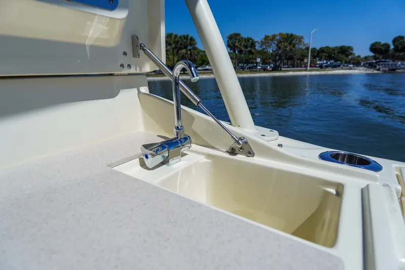 Slide: The Image of Chris-Craft 2017 - 15