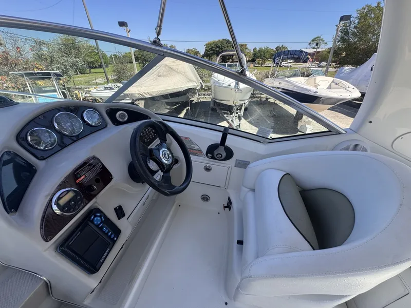 Slide: The Image of Sea Ray 260 Sundancer 2006 - 11