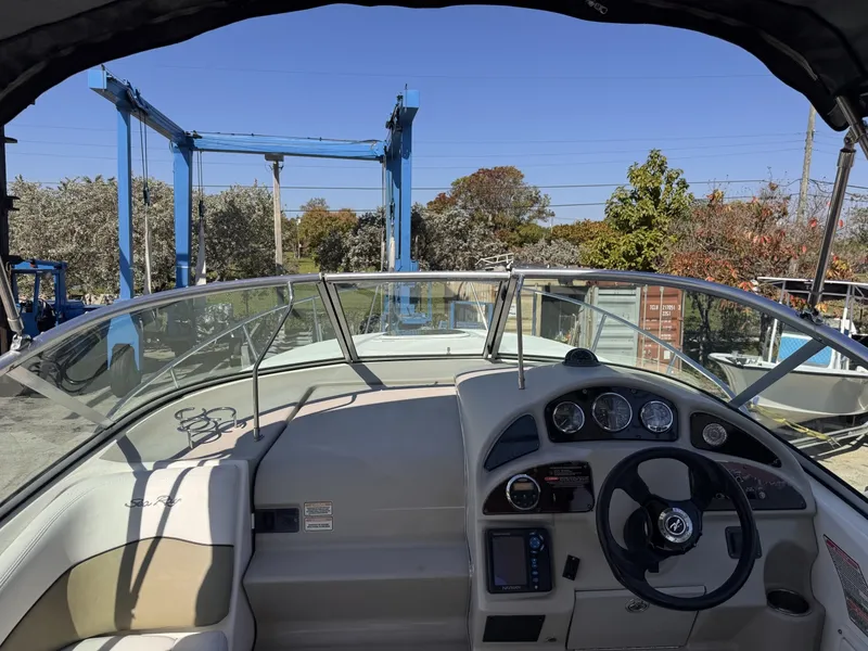 Slide: The Image of Sea Ray 260 Sundancer 2006 - 14