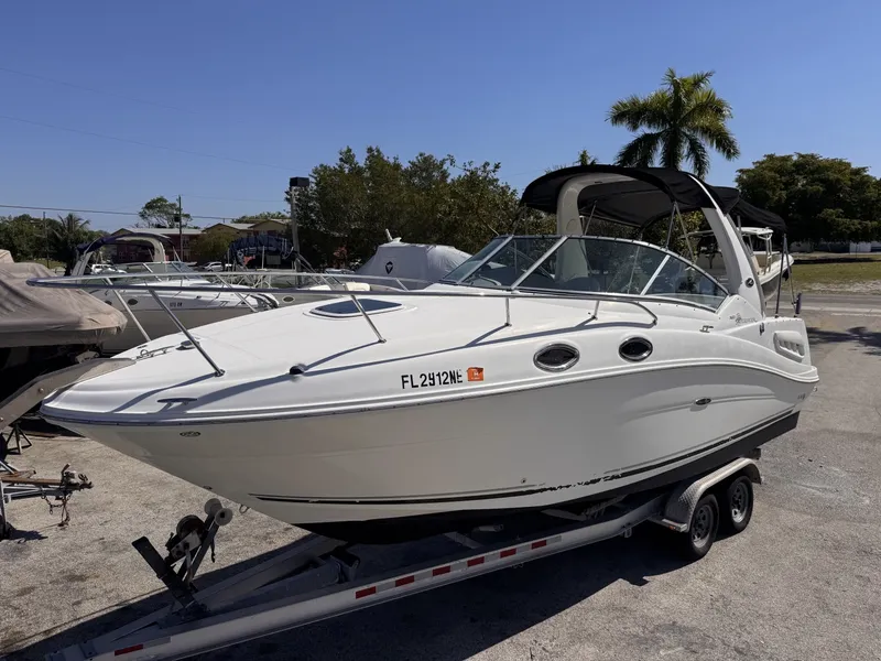 Slide: The Image of Sea Ray 260 Sundancer 2006 - 6