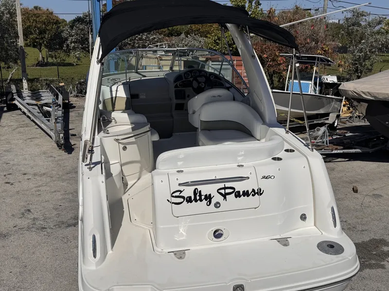 Slide: The Image of Sea Ray 260 Sundancer 2006 - 8