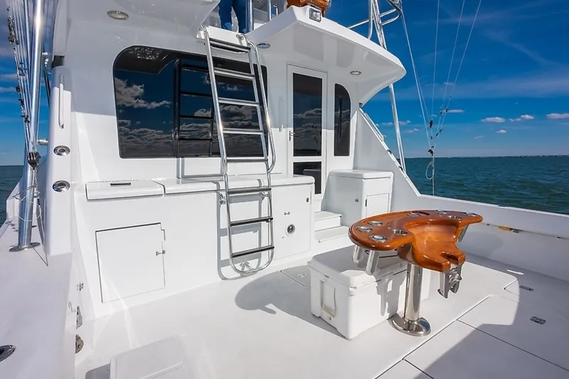 Slide: The Image of Hatteras 60 Convertible 2001 - 11