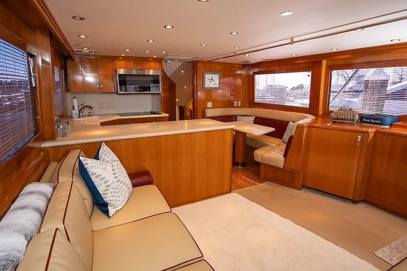Slide: The Image of Hatteras 60 Convertible 2001 - 21