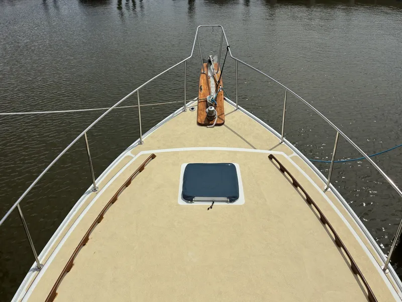 Slide: The Image of Duffy 35 Flybridge 1989 - 36