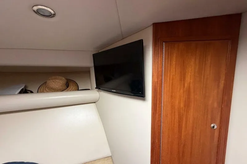 Slide: The Image of Riviera 37 Flybridge 2005 - 18