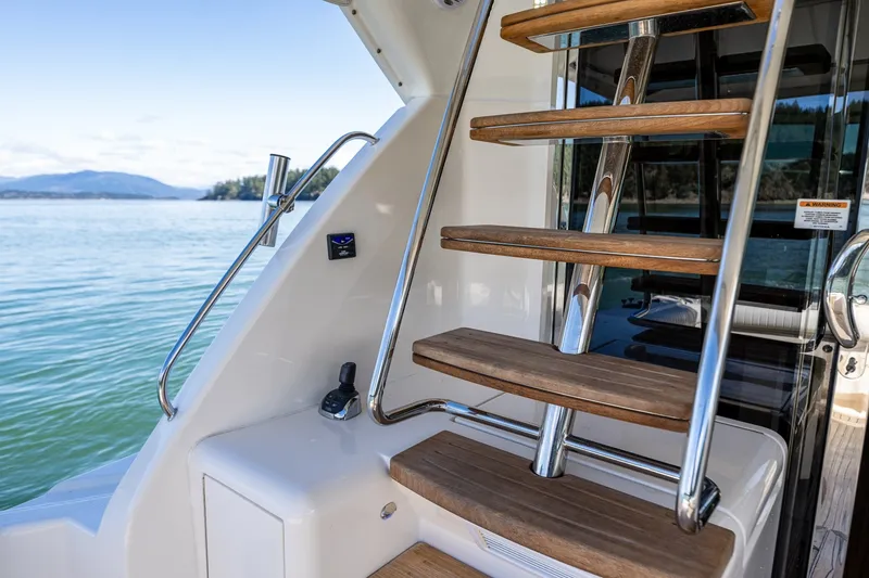 Slide: The Image of Riviera 43 Open Flybridge 2011 - 8