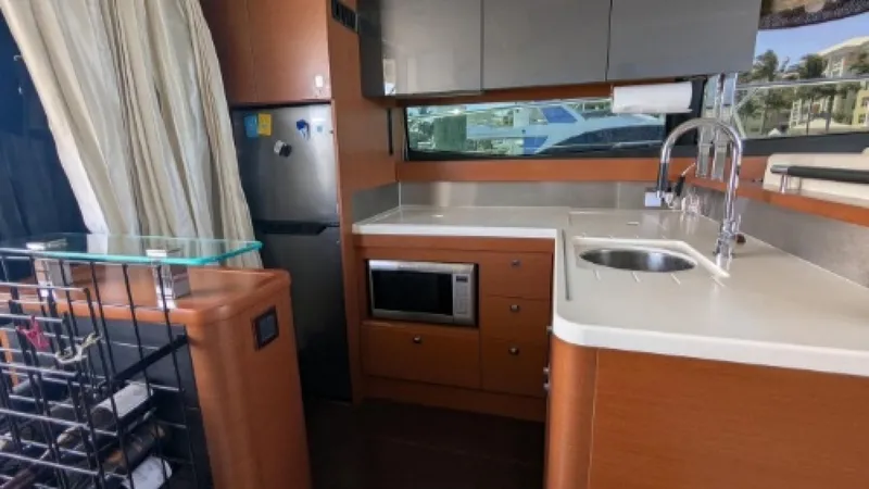 Slide: The Image of Prestige 550 Fly 2013 - 7
