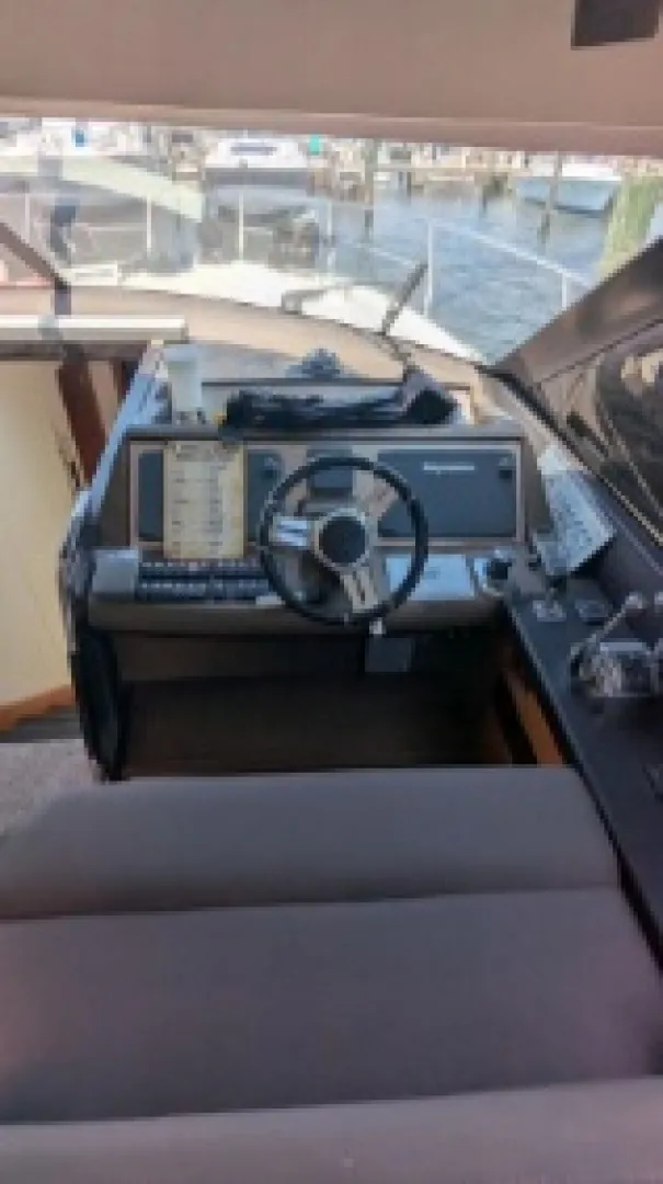 Slide: The Image of Prestige 550 Fly 2013 - 8