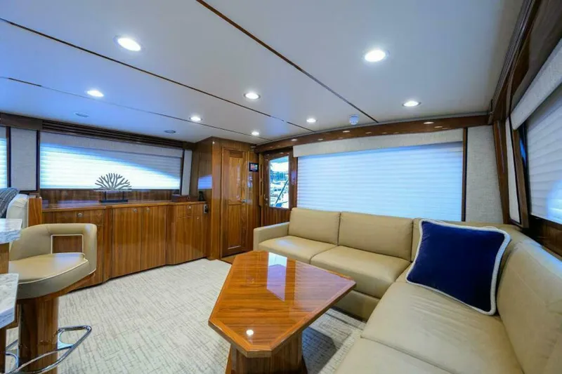 Slide: The Image of Viking 72 Convertible 2021 - 2