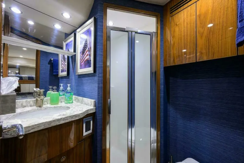 Slide: The Image of Viking 72 Convertible 2021 - 20