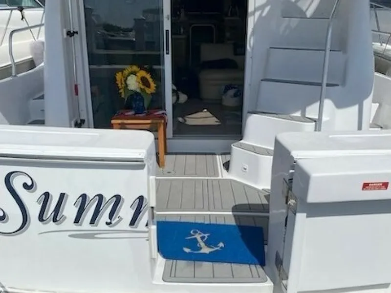 Slide: The Image of Mainship 350 Trawler 1998 - 2