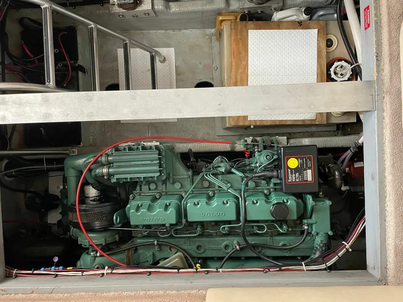 Slide: The Image of Mainship 350 Trawler 1998 - 22