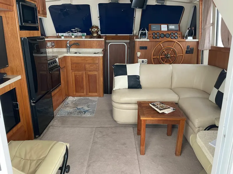 Slide: The Image of Mainship 350 Trawler 1998 - 4