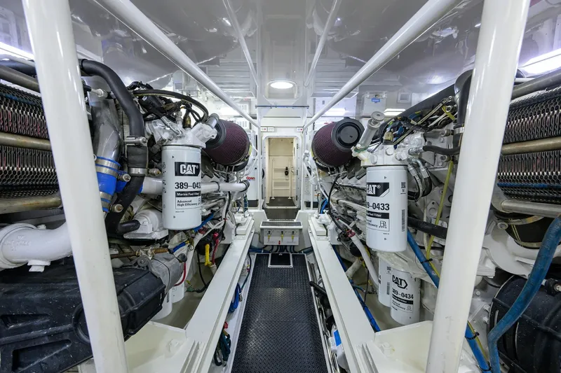 Slide: The Image of Viking 68 Convertible 2008 - 50