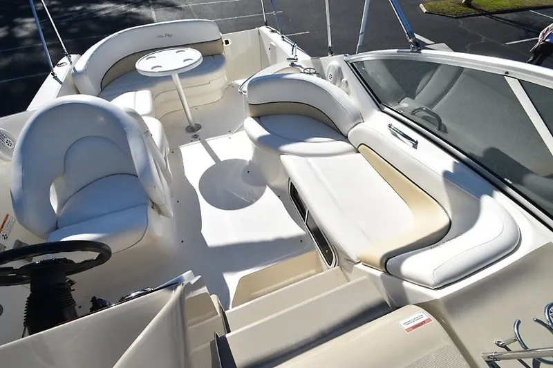 Slide: The Image of Sea Ray Sundancer 260 2008 - 14
