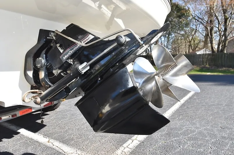 Slide: The Image of Sea Ray Sundancer 260 2008 - 4