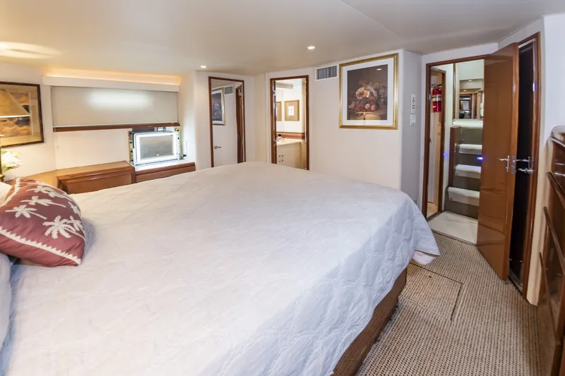 Slide: The Image of Viking Cockpit Sport Yacht 2000 - 28