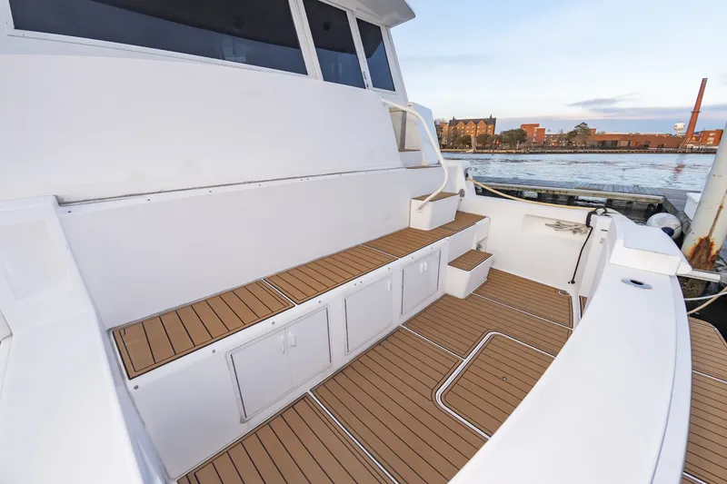 Slide: The Image of Viking Cockpit Sport Yacht 2000 - 7