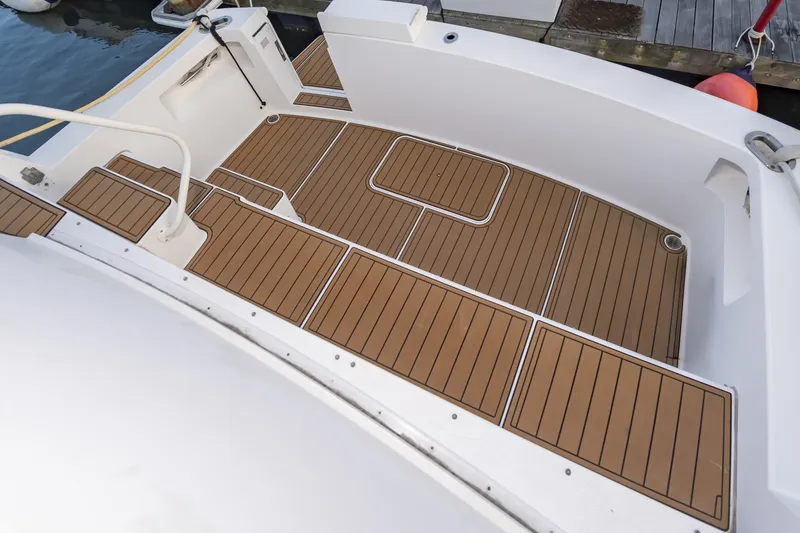 Slide: The Image of Viking Cockpit Sport Yacht 2000 - 8