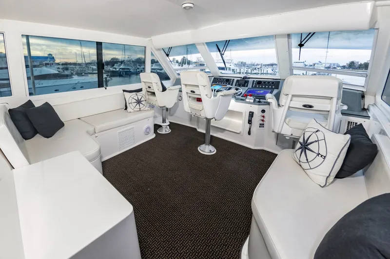 Slide: The Image of Viking Cockpit Sport Yacht 2000 - 9