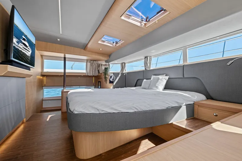 Slide: The Image of Aquila 54 Yacht 2022 - 21