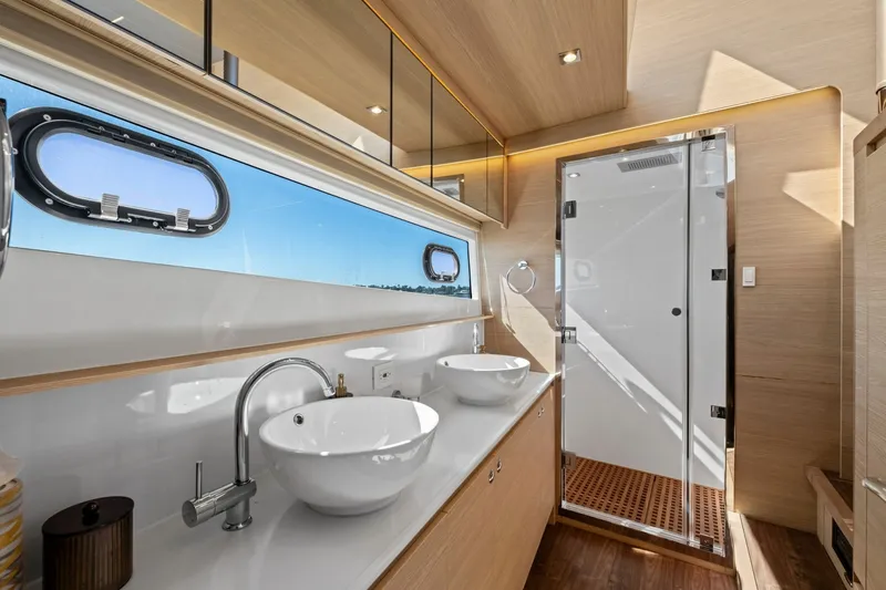 Slide: The Image of Aquila 54 Yacht 2022 - 27